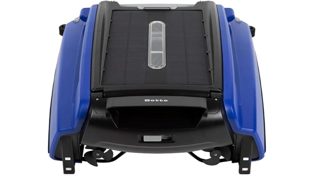 solar robotic pool skimmer